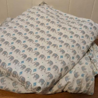 Queen Fitted and Flat Elephant Sheets