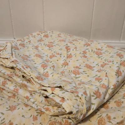 Queen Sheet Set