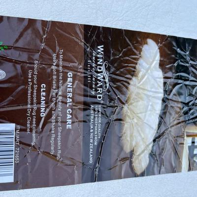 Windword Touch of Luxury 100% Sheepskin Rug