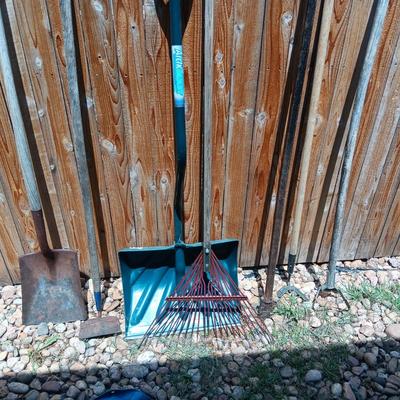 SNOW SHOVEL AND YARD TOOLS