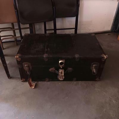 7 FOLDING CHAIRS, METAL TRUNK AND A VINTAGE WOODEN CHAIR