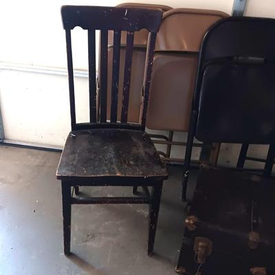 7 FOLDING CHAIRS, METAL TRUNK AND A VINTAGE WOODEN CHAIR