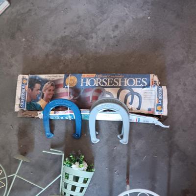 OFFICIAL CONTENDER HORSESHOES, STAKED BICYCLE YARD ART AND SHORT PLANT STAND