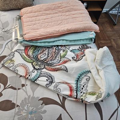 Bedroom Linen Lot (A)
