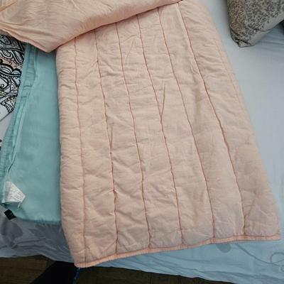 Bedroom Linen Lot (A)