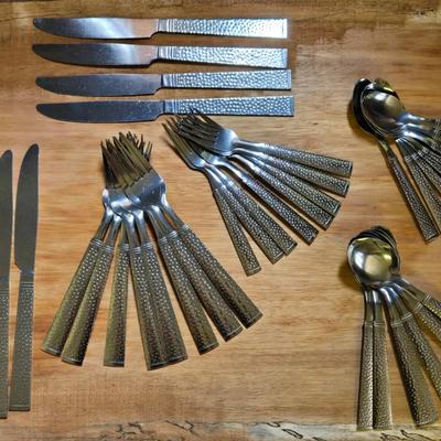 Flatware Service Set for 8 and Serving Set