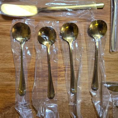 Golden Serving Set