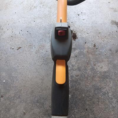 RYOBI EXPAND-IT GAS WEED TRIMMER