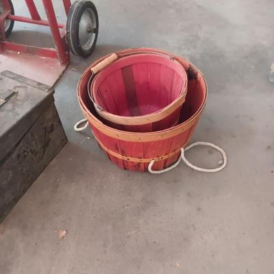 STEP STOOL, SMALL DOLLY, AMMO BOX, METAL TUB AND 2 BUSHEL BASKETS