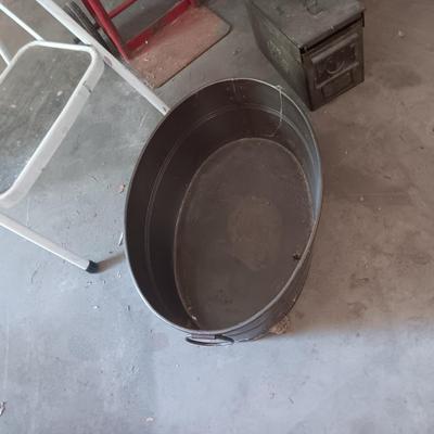 STEP STOOL, SMALL DOLLY, AMMO BOX, METAL TUB AND 2 BUSHEL BASKETS