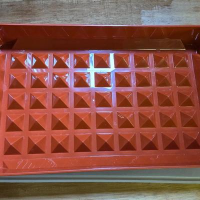Tupperware Bacon Container