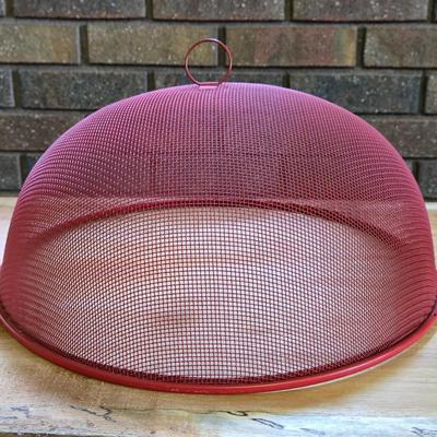 Red Wire Food Dome