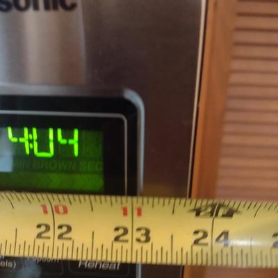 Panasonic Microwave- 1250 Watts- In Working Condition