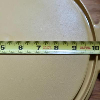 Tupperware Cake Taker #1