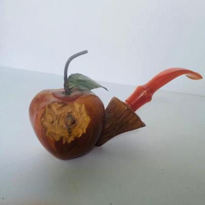 Vintage Georgetown Tobacco Signed Mr. Groum Pipe of Distinction