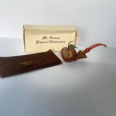 Vintage Georgetown Tobacco Signed Mr. Groum Pipe of Distinction