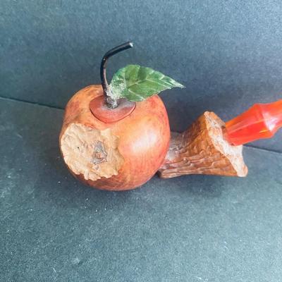 Vintage Georgetown Tobacco Signed Mr. Groum Pipe of Distinction