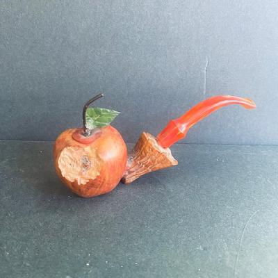 Vintage Georgetown Tobacco Signed Mr. Groum Pipe of Distinction