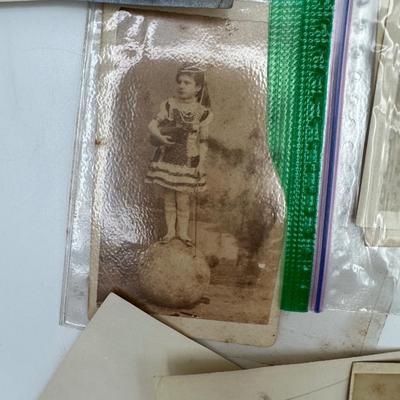 Miscellaneous VTG Photographs & Postcards