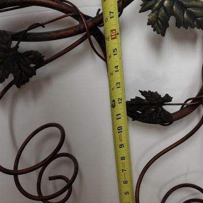 Metal Grapes Decor