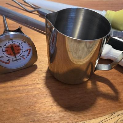 Mixed Lot of Kitchen Utensils
