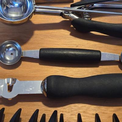 Mixed Lot of Kitchen Utensils