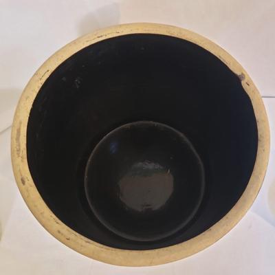 Bluecrown Ransbottom Stoneware Crock and More (B1-KD)