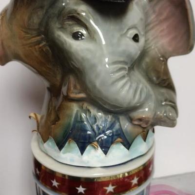 Vintage lot of interesting plastic toys and ceramic pieces
