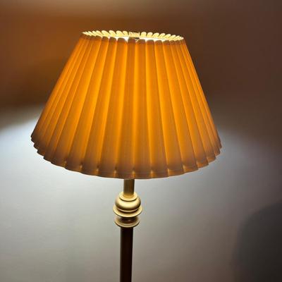 Gold Mirror and Floor Lamp (H-MK)
