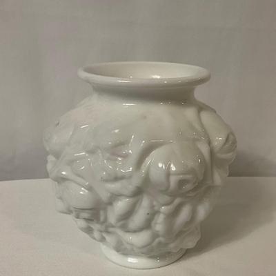 Vintage mcm pressed glass roses vase