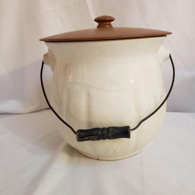Three Light Colored Stone Crocks (B1-KD)