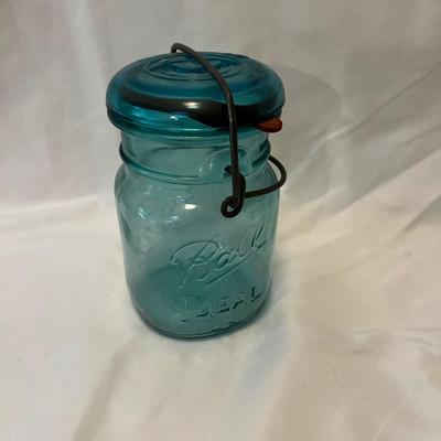 Vintage Canning Jars (B2-MK)