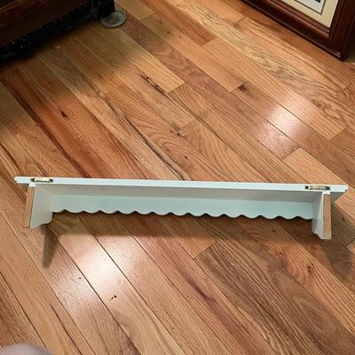 White Beveled Oval Mirror and More (B1-DZ