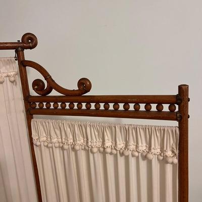 Victorian Style Three Panel Dressing Screen (P-DZ)