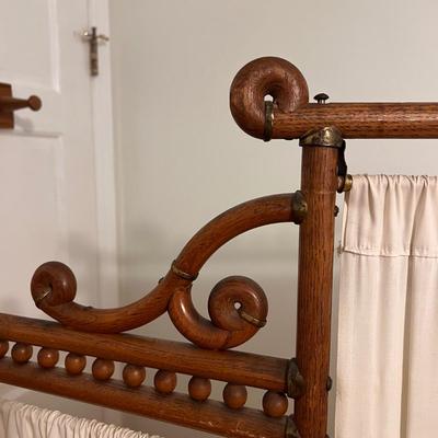 Victorian Style Three Panel Dressing Screen (P-DZ)