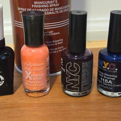 Nail Enamel Dryer and Nail Polishes