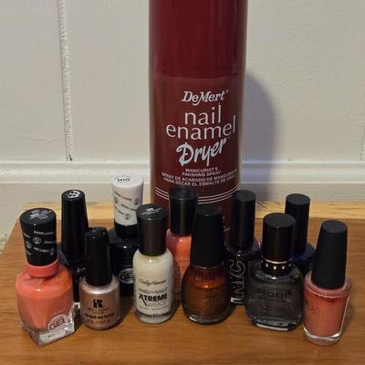Nail Enamel Dryer and Nail Polishes