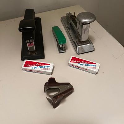 Office Supplies & More (B1-MK)