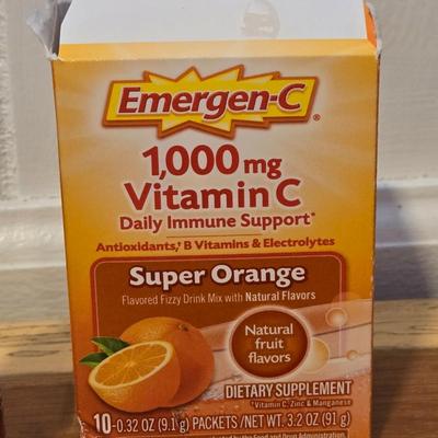 Emergen-C Packets and Organic Ashwagandha Root