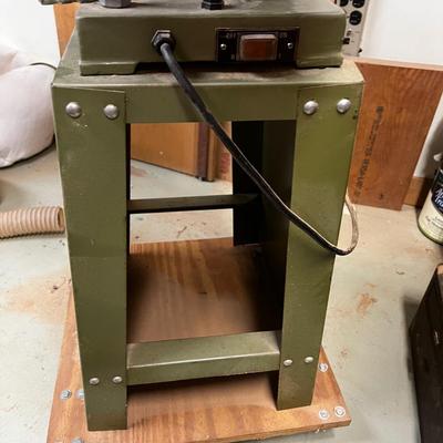 Central Machinery 6” Belt & 9” Disc Sander (WS-MK)