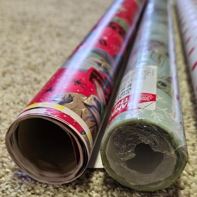 6 Rolls of Christmas Gift Wrap