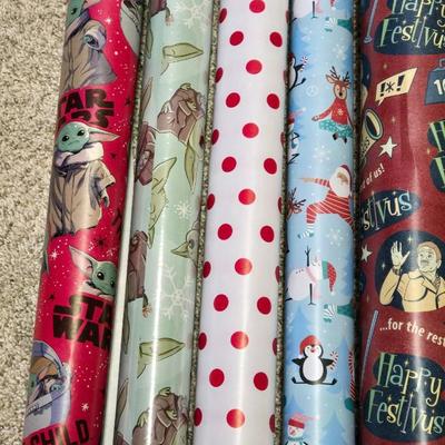 6 Rolls of Christmas Gift Wrap