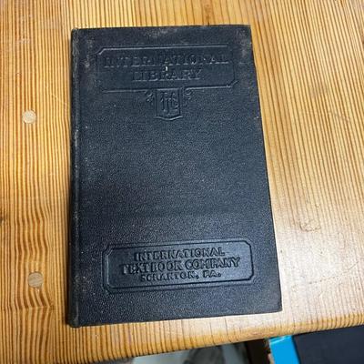 Machine Books (WS-MK)