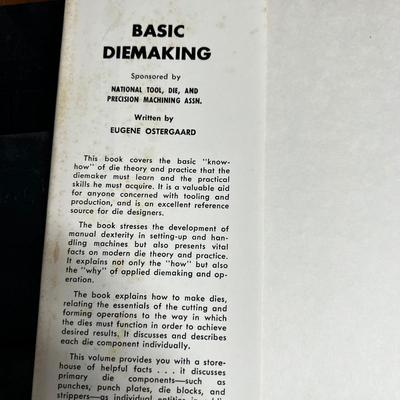 Machine Books (WS-MK)