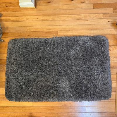 Bath Mats, Scale, and Other Bath Accessories (H-DZ)