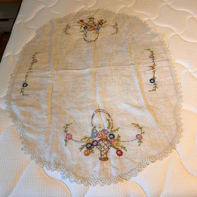 Elizabeth Read Twin Size Sheet and Other Fabrics (P-DZ)