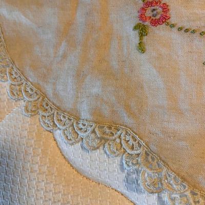 Elizabeth Read Twin Size Sheet and Other Fabrics (P-DZ)