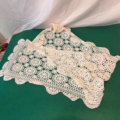Elizabeth Read Twin Size Sheet and Other Fabrics (P-DZ)