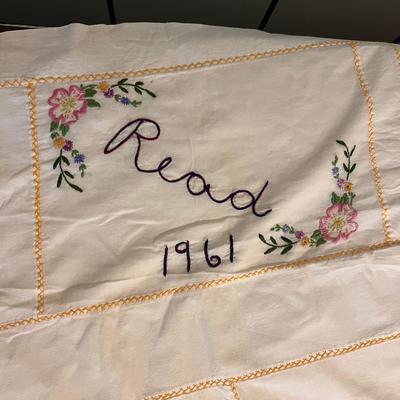 Elizabeth Read Twin Size Sheet and Other Fabrics (P-DZ)