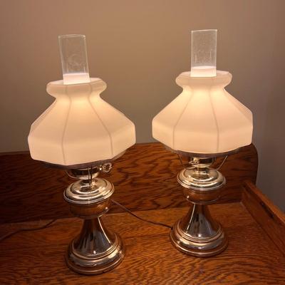 Milk Glass Vintage Lamps (P-DZ)